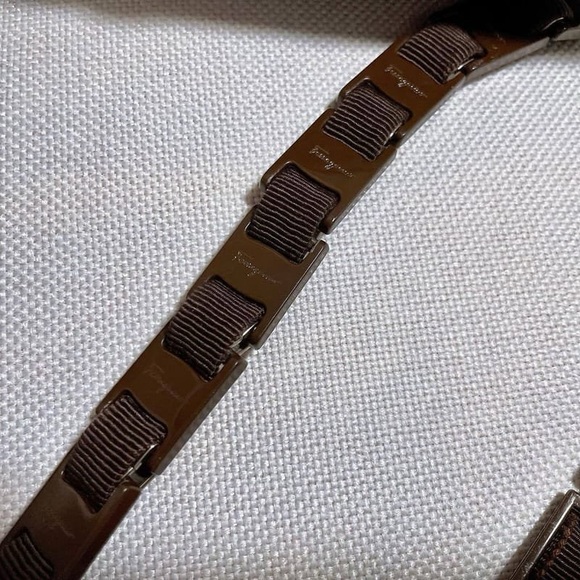 SALVATORE FERRAGAMO Chain Crossbody Bag - Picture 15 of 15